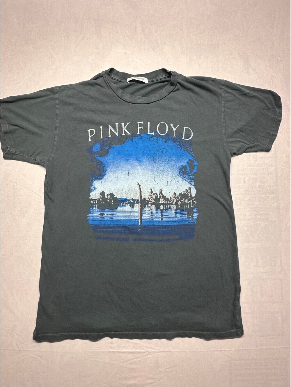 Daydreamer Pink Floyd Wish You Were Here Merch Tee - Size Small - EUC